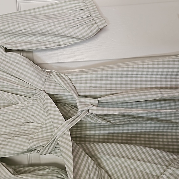 Gingham Wrap Dress - Picture 3 of 4